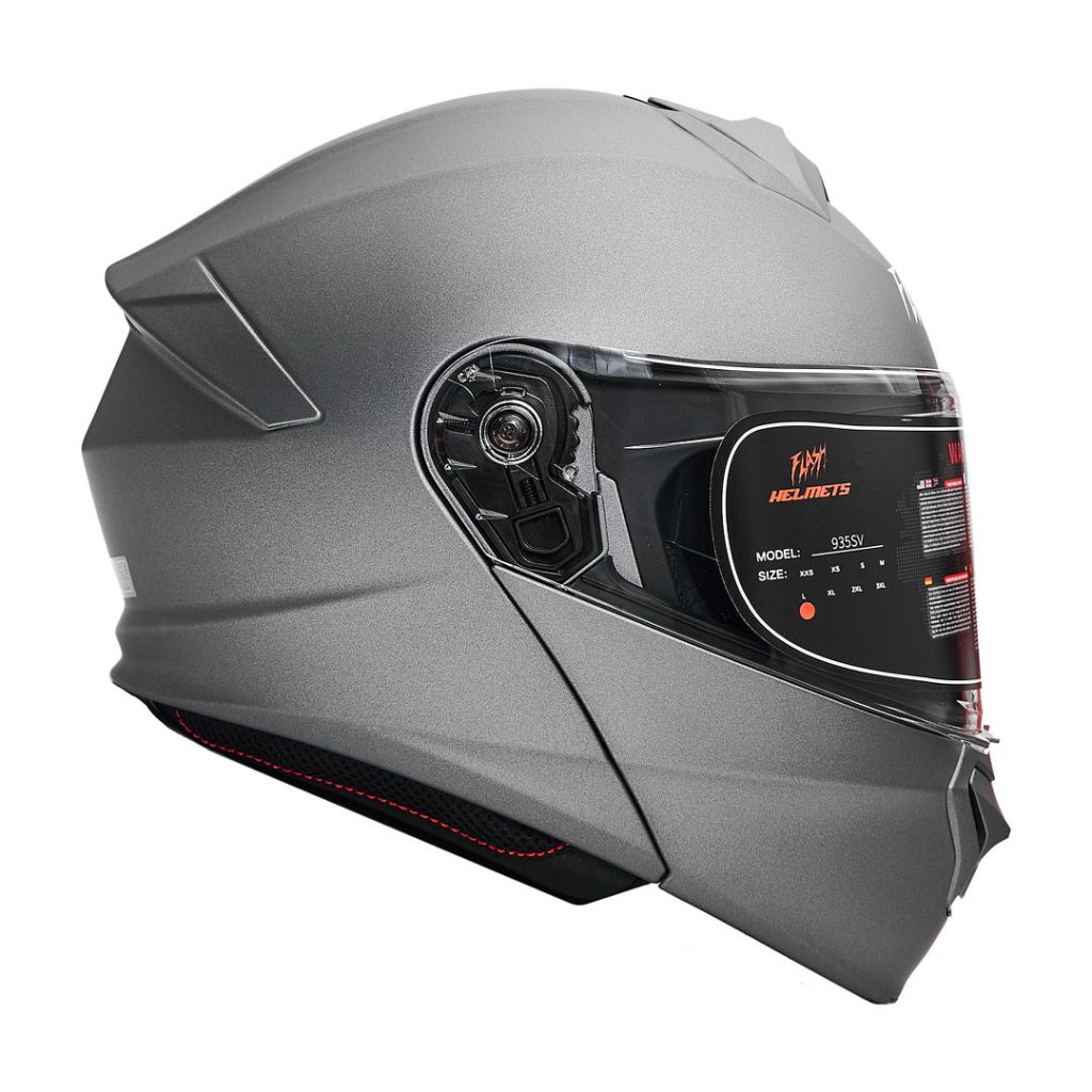 فروشگاه موتور سیکلت و لوازم موتور سیکلت